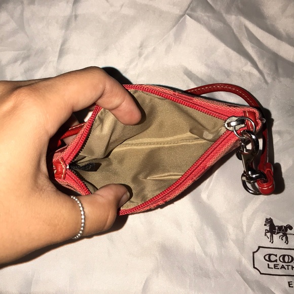 Coach purse - Picture 2 of 3